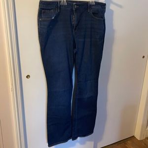 Boot cut jeans
